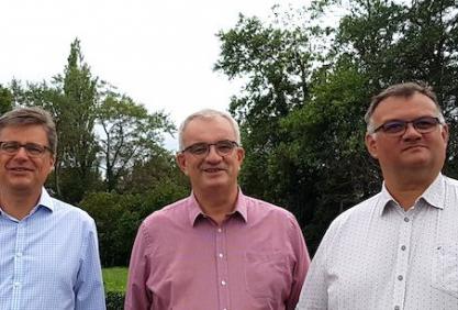 Gilles Demarquet, président national de l'Apel et Vincent Goutines, vice-président national de l'Apel, ont accueilli Philippe Delorme (au centre) lors du séminaire de rentrée de l'Apel nationale.